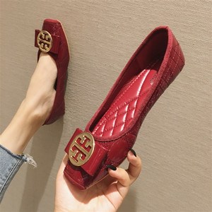 香港2023年新款红色工作鞋浅口软底防滑透气四季鞋百搭平底单鞋女