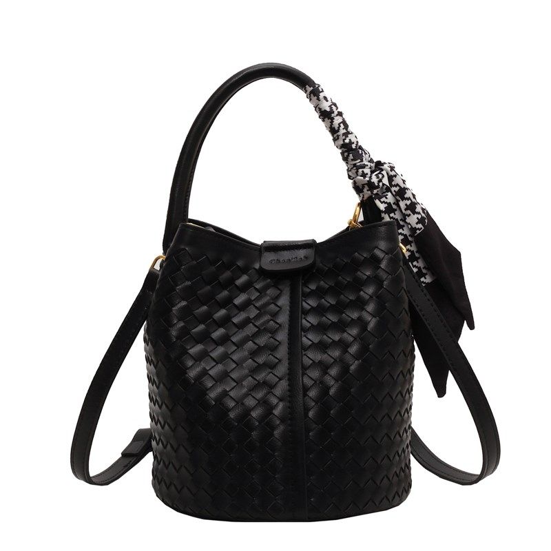 高级感爆款小众包包女2023新款潮时尚单肩手提包斜挎包百搭水桶包,箱包皮具/热销女包/男包,水桶包,淘宝优惠券,粉丝福利购,淘宝优惠卷