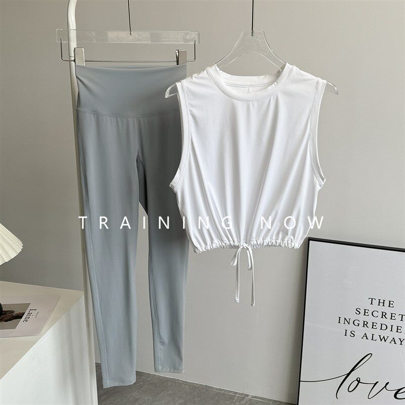 跑步套装女夏季速干薄款时尚显瘦户外晨跑衣健身房瑜伽运动网红服