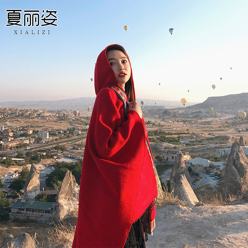 民族风披肩斗篷围巾女冬季西藏丽江青海旅游拍照带帽披风加厚秋天