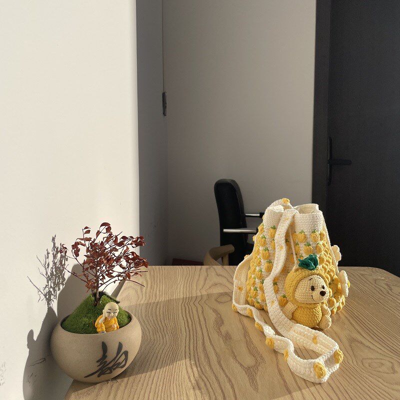 春夏未满 菠萝噗噗斜挎包包钩针diy毛线材料可爱水桶编织手工制作