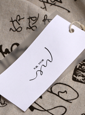 吊牌高档服装定做挂牌印刷丝滑布料衣服Glogo标签订做领标吊牌定