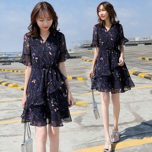 2023流行新款夏碎花短款雪纺连衣裙女高腰显瘦V领矮小个子短裙子