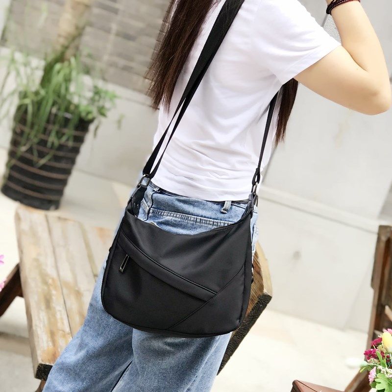 2021韩版牛津布单肩斜挎防水女包休闲纯色旅行中年妈妈斜跨小包春,箱包皮具/热销女包/男包,通用款女包,淘宝优惠券,粉丝福利购,淘宝优惠卷