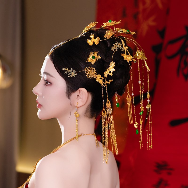 新款中式新d娘结婚头饰减龄金色发钗金绿色瀑布后区龙凤褂发饰套