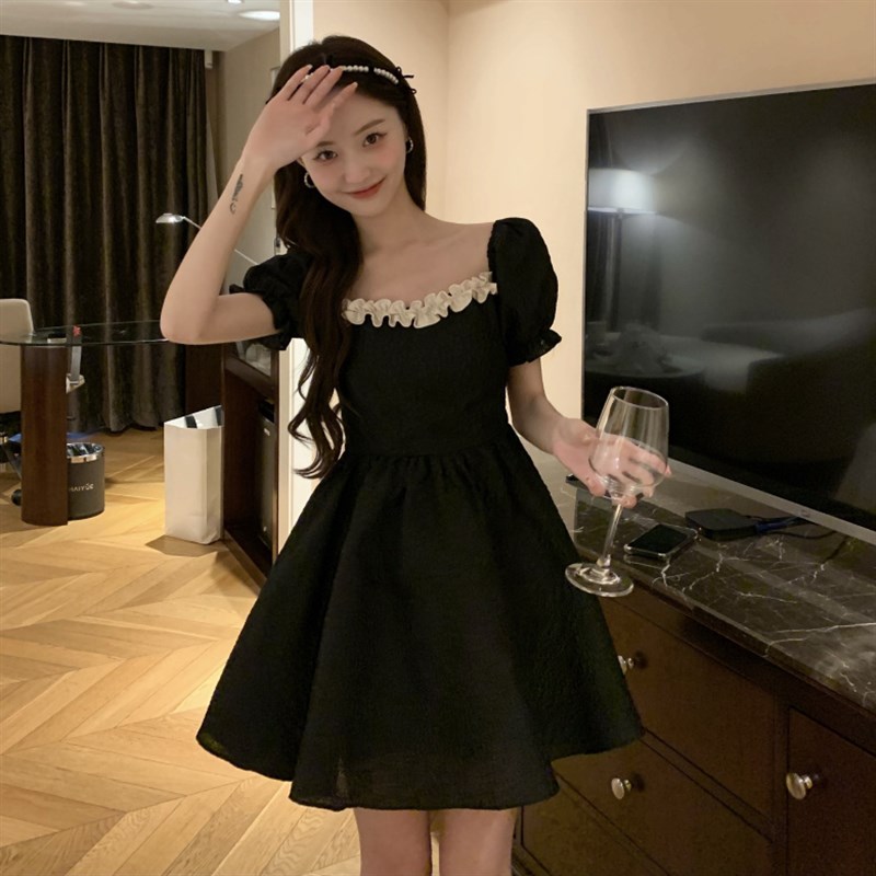 现货胖mm法式露背蝴蝶结连衣裙女设计感泡泡袖大码裙子黑色显瘦短