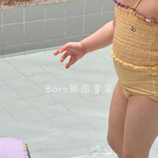 宝宝泳衣女宝夏装2025新款洋气连体泳装儿童潮流网红时尚黄色套装