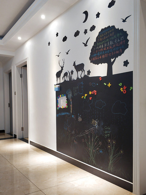 磁力黑板贴墙家h用带胶自a粘家庭儿童房黑板墙可擦写可吸磁粉笔小