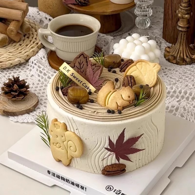 网红秋天枫叶板栗蛋糕装饰松鼠栗子造型饼干甜品台装扮点缀插件