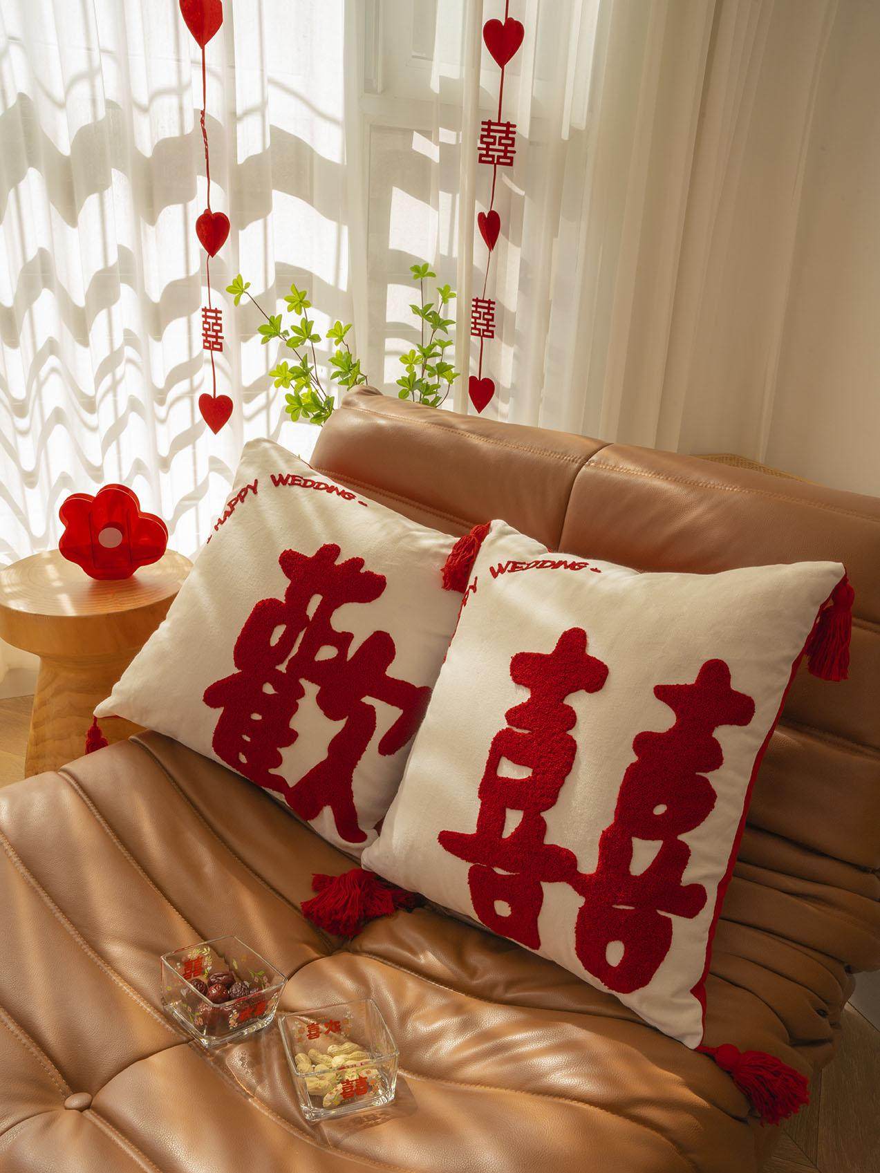 高级红色喜字装饰结婚欢喜抱枕客厅沙发新婚结婚礼物婚房靠枕一对