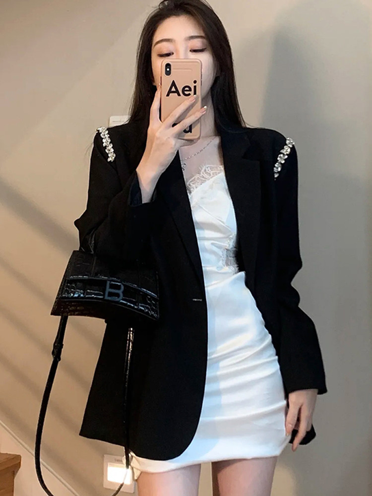 黑色西装外套女春秋季新款欧货爆款高级小个子休闲西服小香风上衣