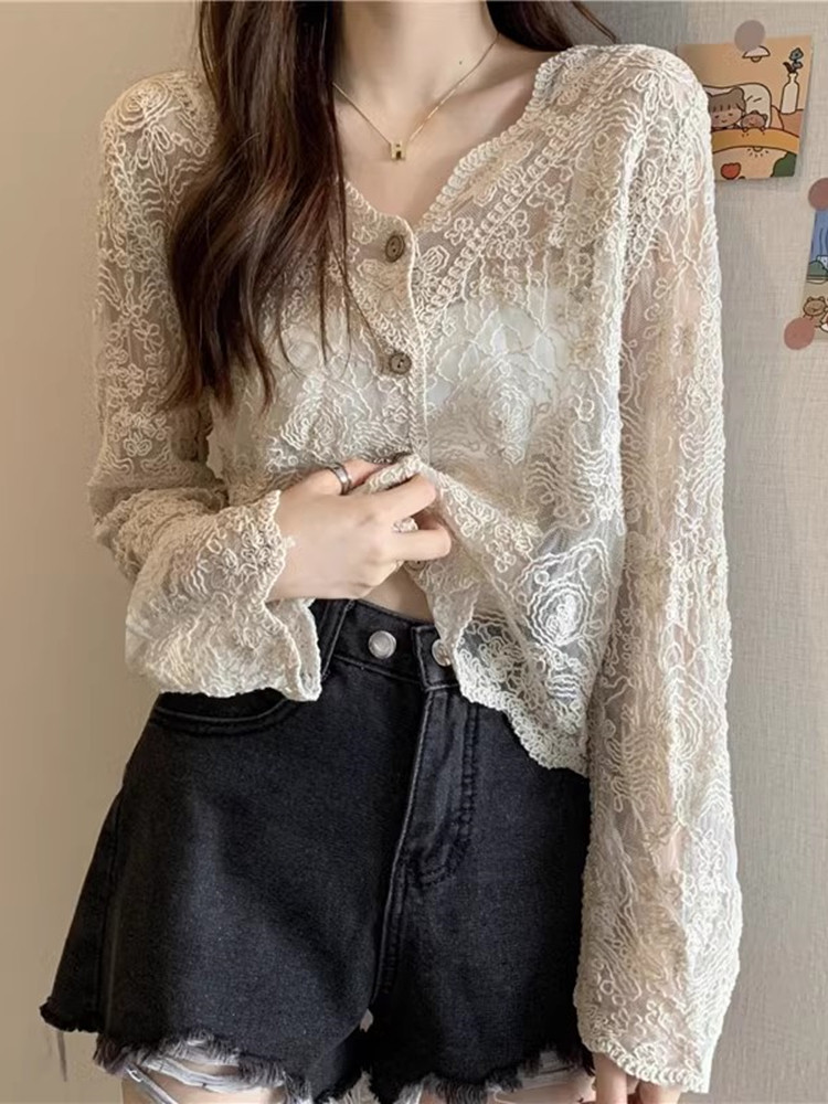 蕾丝长袖防晒衣女2026夏季新款镂空设计感小众女士薄款开衫短外套