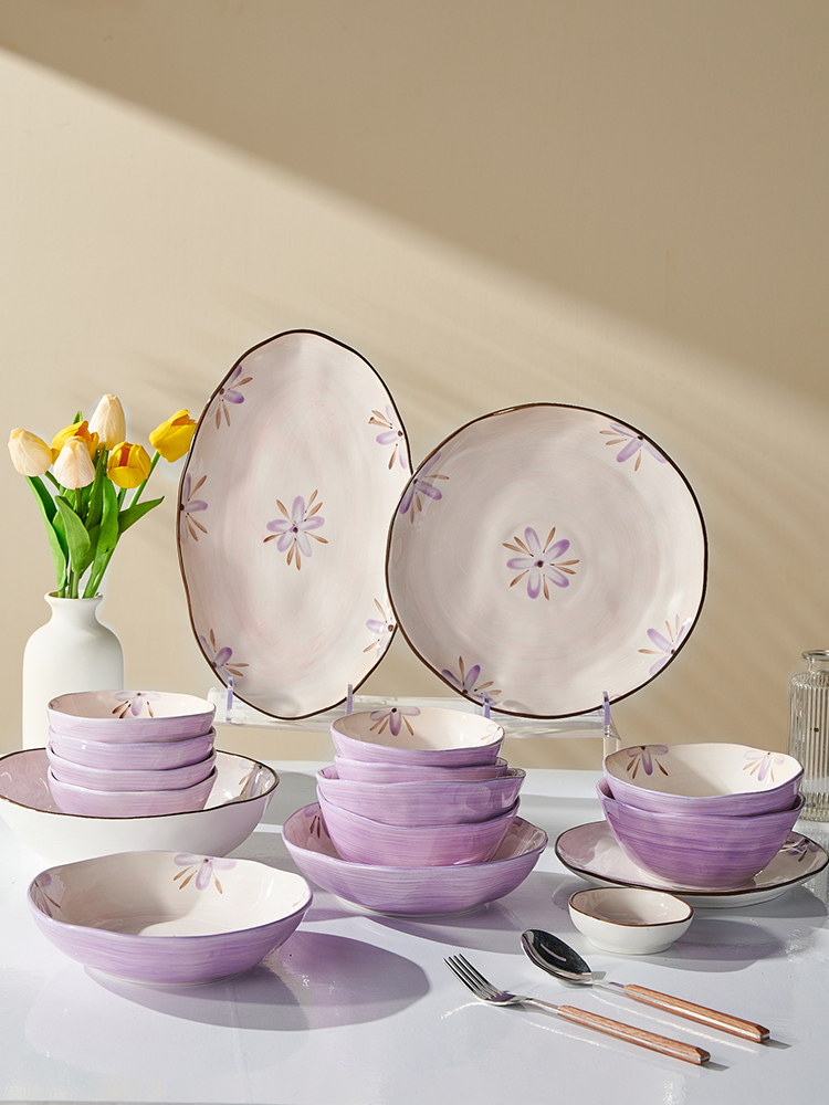 紫风铃花碗碟套装家用陶瓷餐具日式送人礼盒乔迁新居碗盘子釉下彩