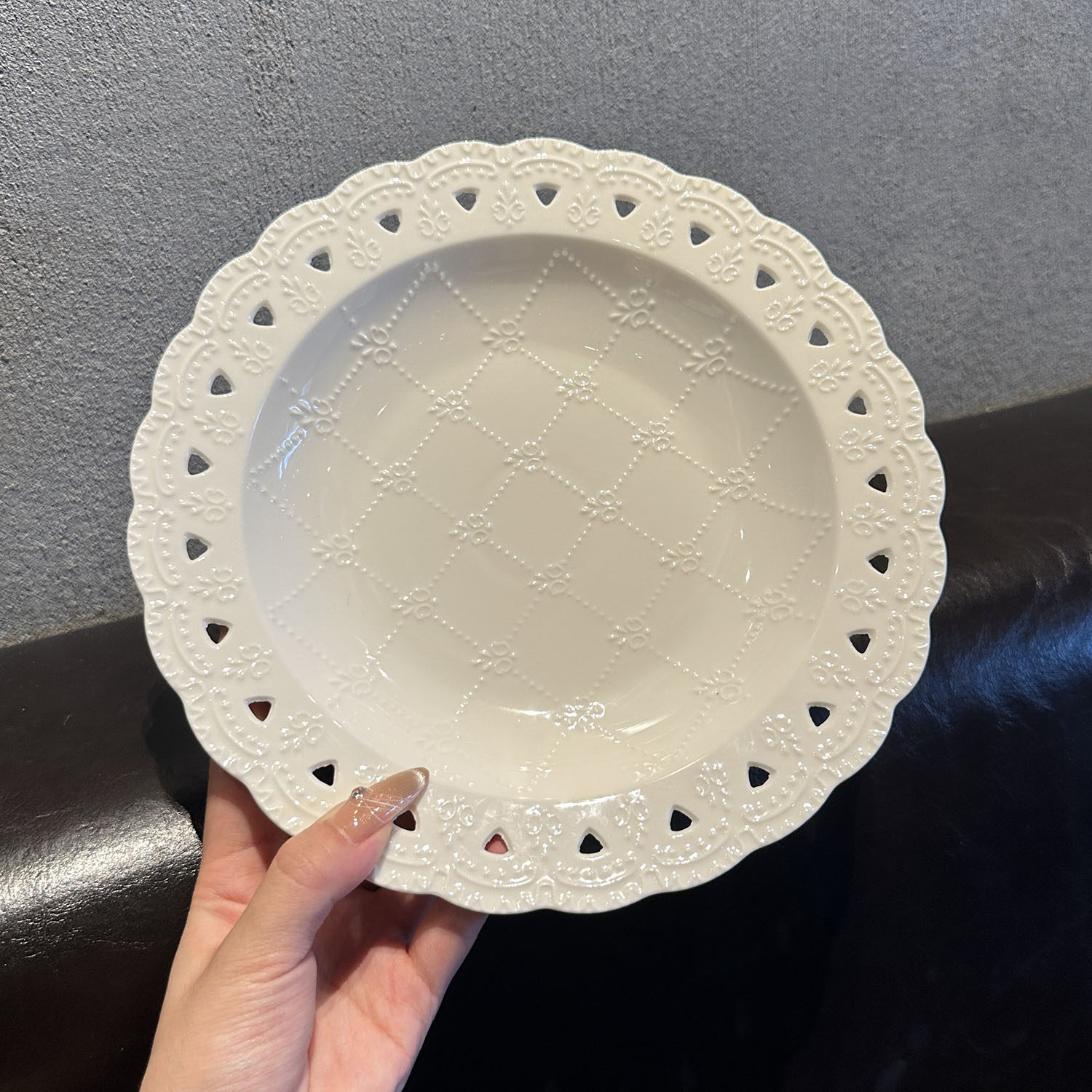 【老板娘自用轻奢款】ins欧式宫廷风浮雕镂空陶瓷汤盘意面盘甜品,餐饮具,盘,淘宝优惠券,粉丝福利购,淘宝优惠卷