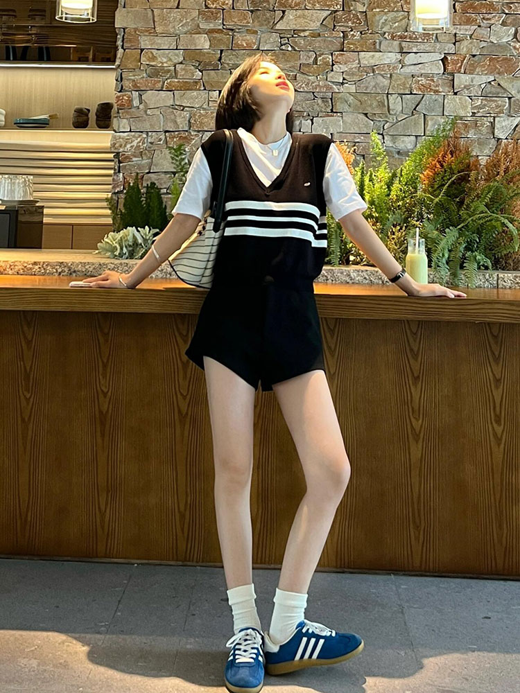 假两件针织冰丝马甲条纹短袖正肩t恤女夏季别致独特漂亮短款上衣