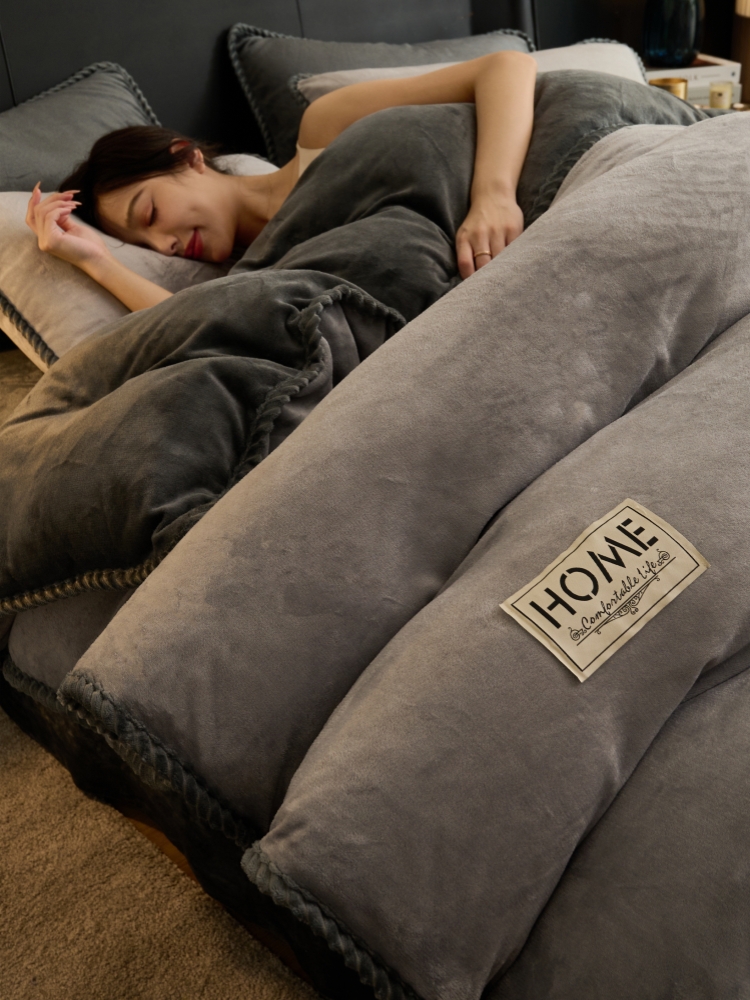 轻奢风北欧牛奶绒四件套双面珊瑚绒加厚床上用品被套法兰绒三件套