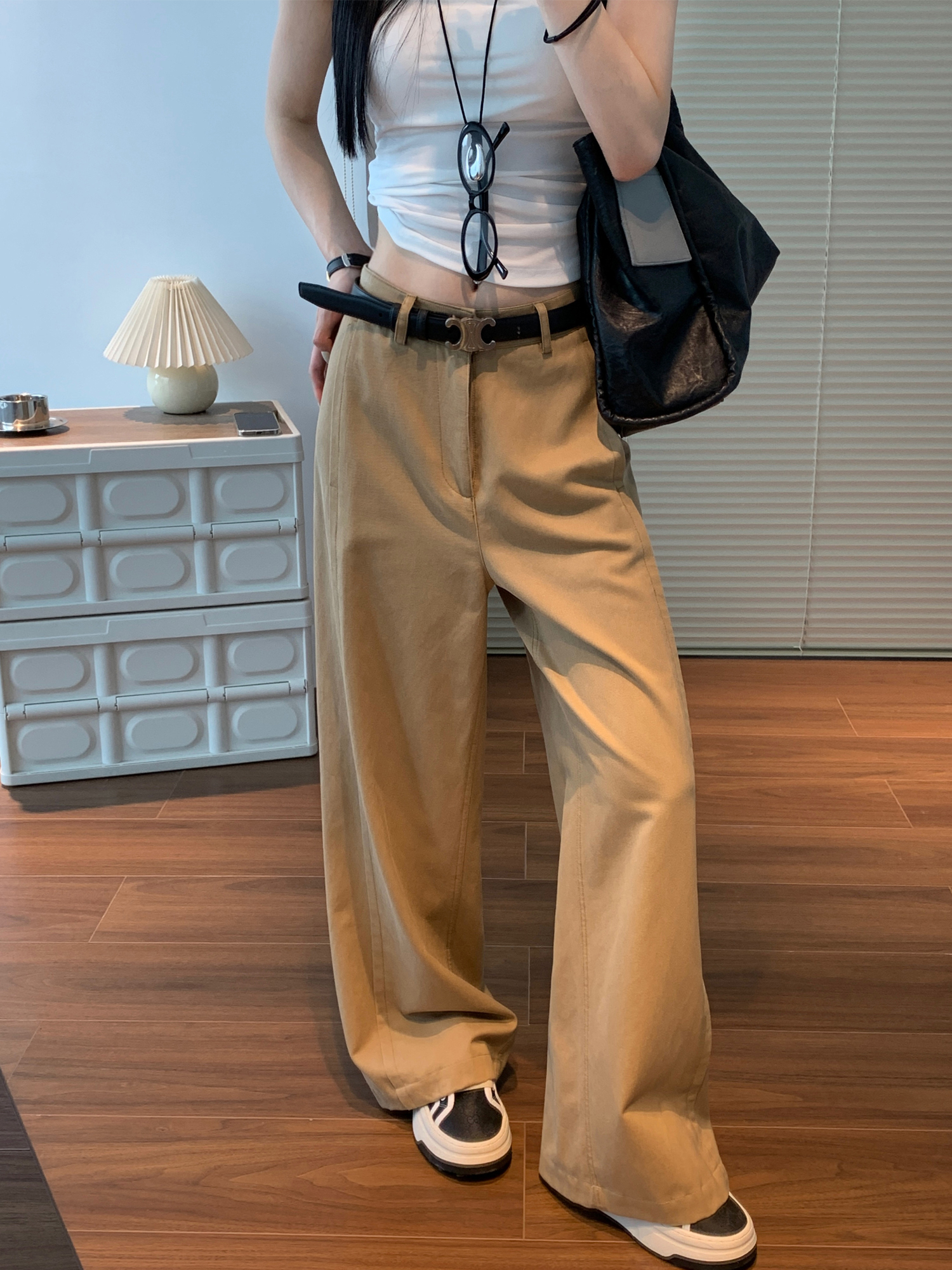 卡其色工装阔腿裤女夏季薄款2025新款天丝棉休闲直筒春秋西装裤子