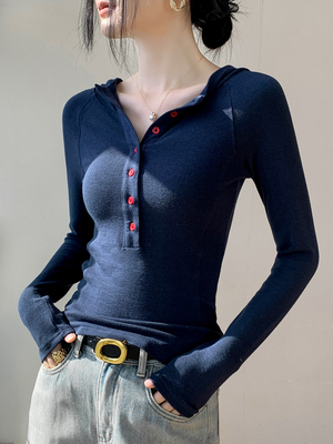 2025新款秋季洋气连帽上衣早秋长袖T恤小衫修身显瘦打底衫女春秋