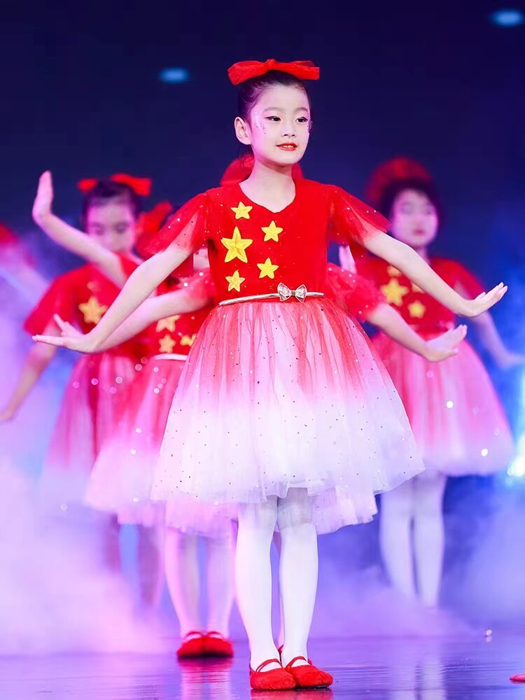 六一儿童节表演服爱国诗歌朗诵演出服合唱服装红歌演出服儿童新款