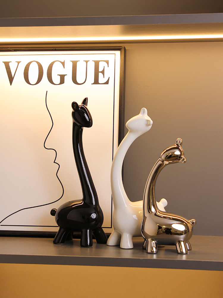 2025新款酒柜家居装饰品摆件轻奢小众客厅电视柜高档乔迁新居礼物