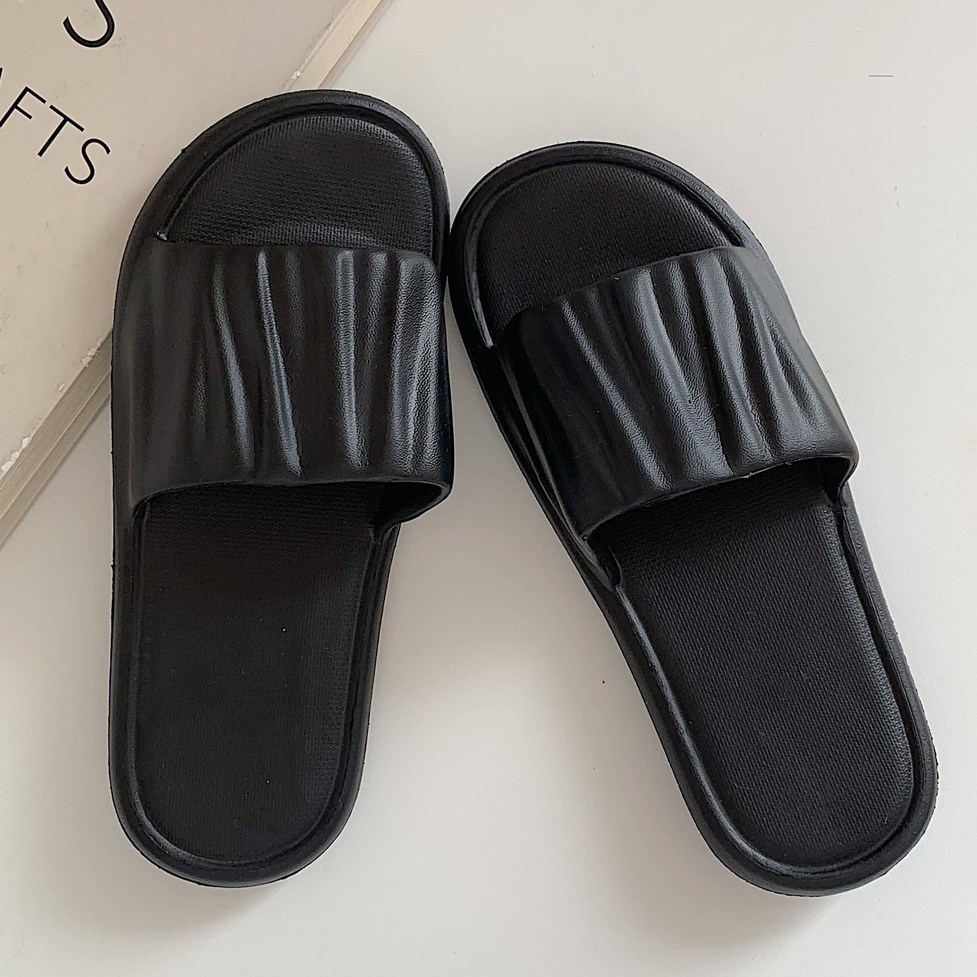 女士内居家swf防防臭室内滑浴室凉拖鞋情夏侣简约室软底拖鞋男季