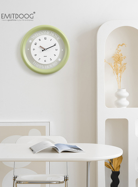 EMITDOOG免打孔客厅钟表2025新款现代简约时钟时尚创意餐厅挂钟