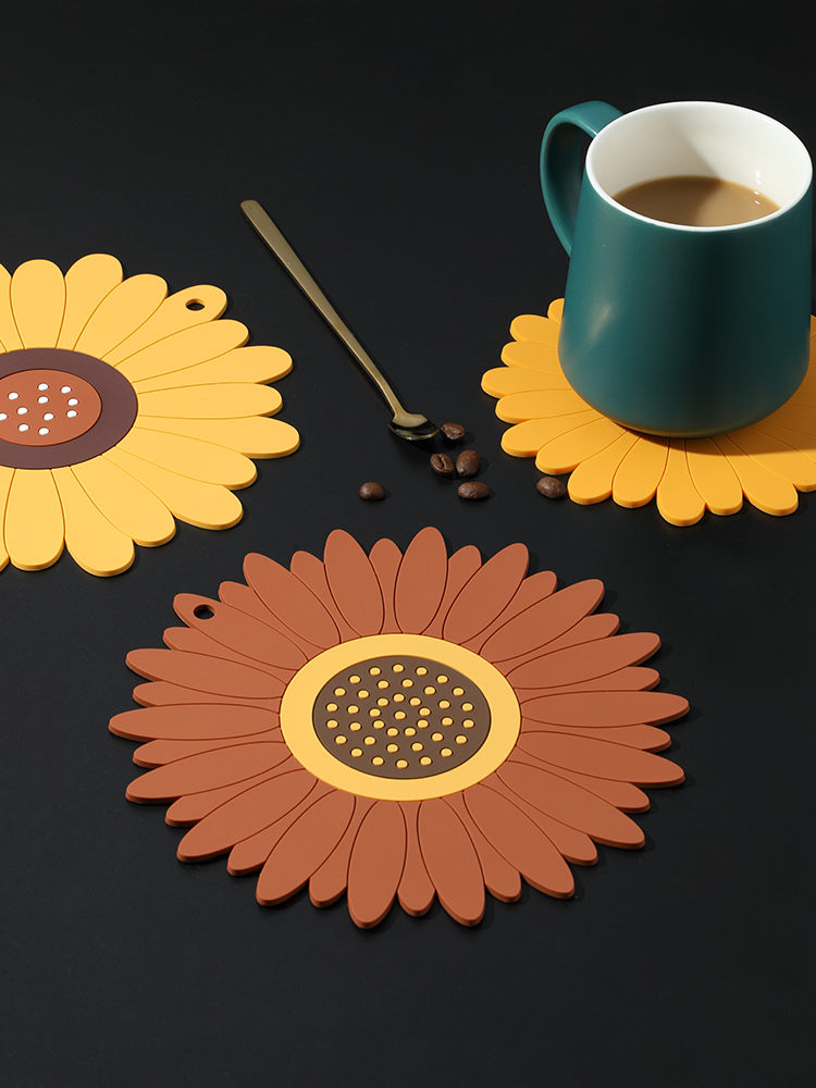 隔热垫耐高温硅胶防烫垫餐桌垫卡通餐垫家用杯垫砂锅垫子碗盘垫