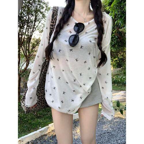 夏季外穿微透露背长袖T恤女薄款胖妹妹斤大码防晒罩衫宽0807e
