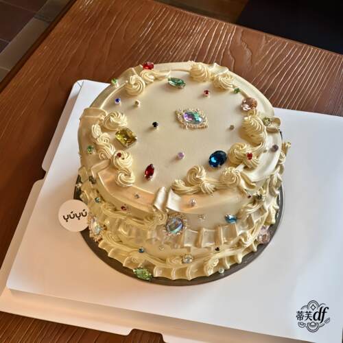 复古风宝石蛋糕装饰多巴胺彷真钻石镀金色生日蛋糕量贩装烘焙配饰