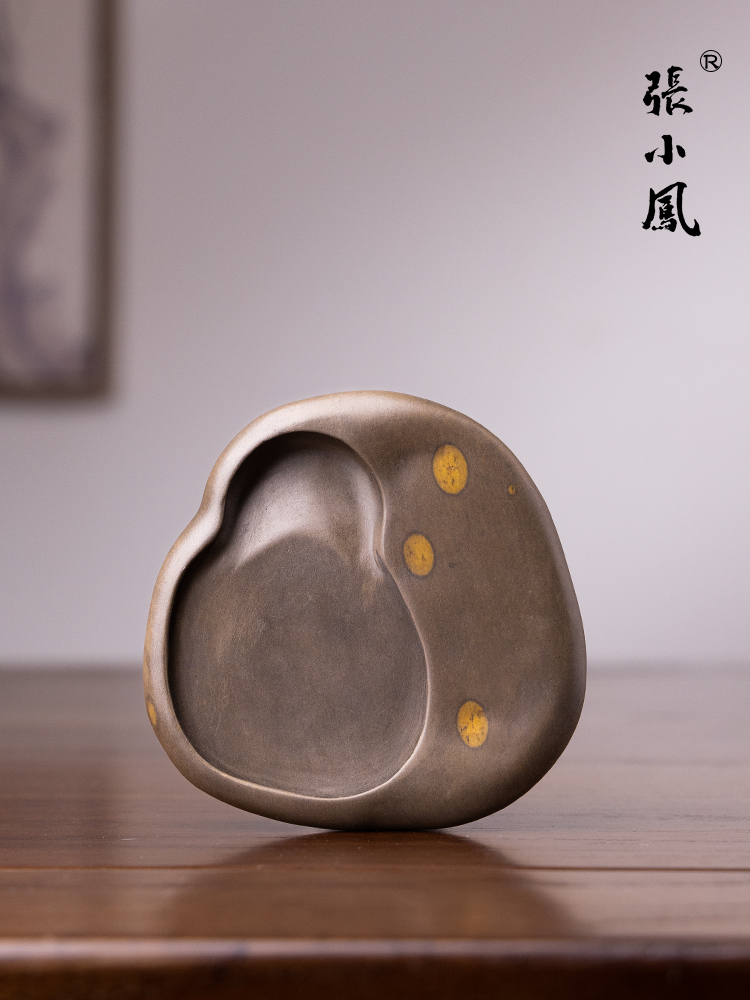 张小凤 肇庆孤品小砚台端砚老坑精品书法专用迷你天然墨砚原石可