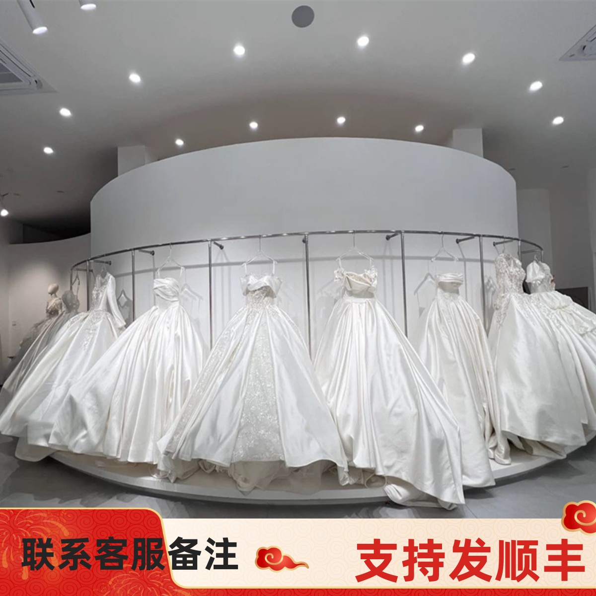 不锈钢婚纱吊架拉丝银色壁挂陈列货架落地靠墙挂衣杆上墙弧形定制