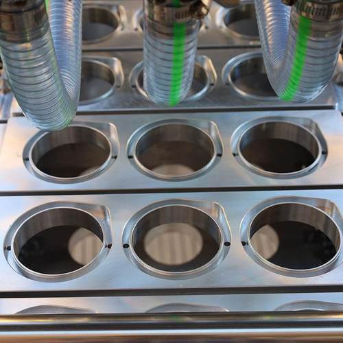 全自动冰淇淋杯口片连膜封冻机布丁口果冰激凌续式RJBG60灌装封口