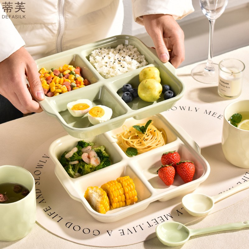 陶瓷四格分格盘分餐盘釉下彩月子餐盘大人减肥减脂专用儿童早餐盘