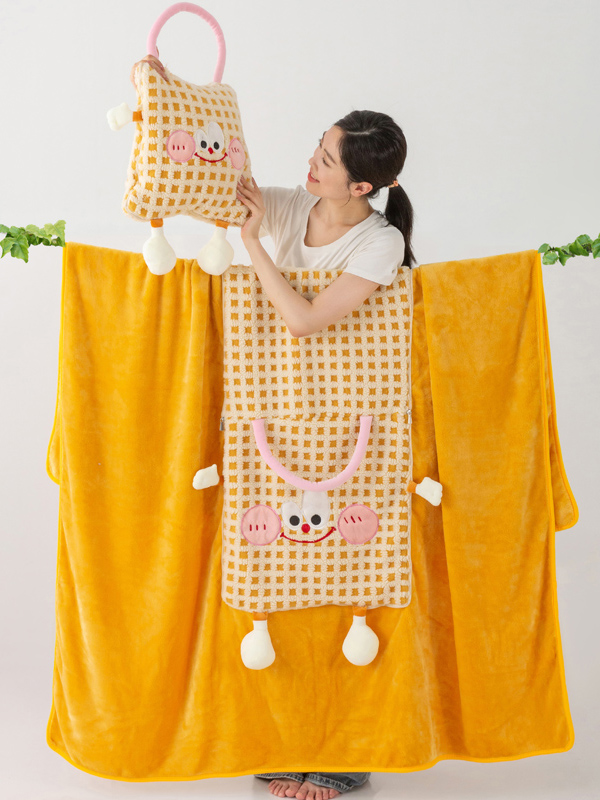 抱枕被子两用午睡可折叠毛毯手提式车载枕头靠背二合一办公室盖毯