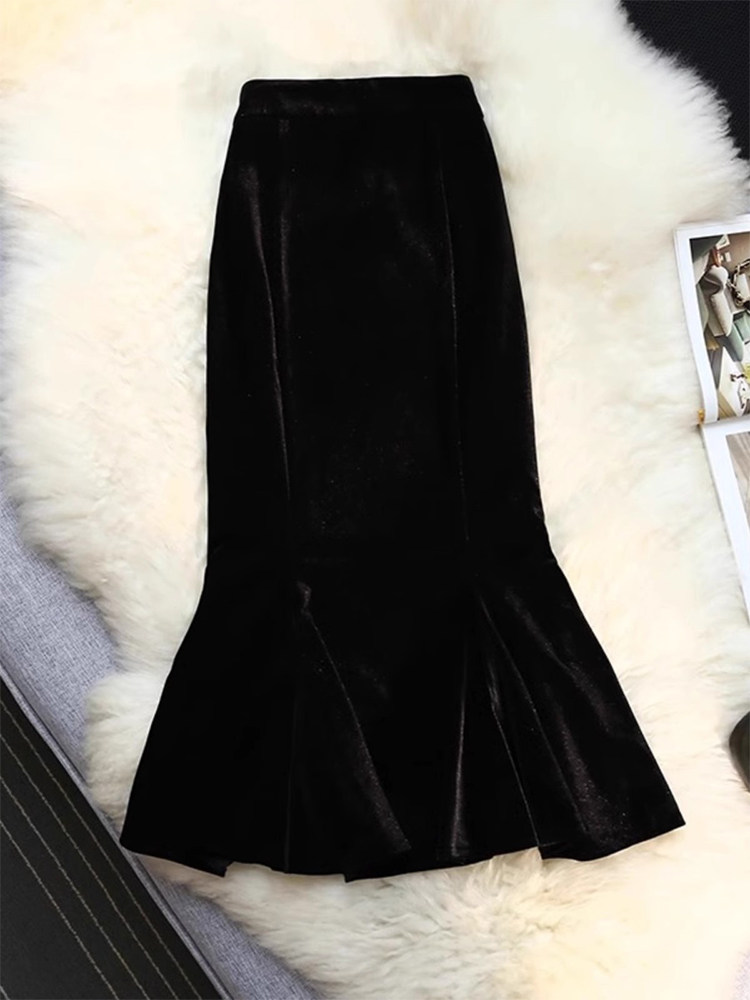 黑色金丝绒半身裙女秋冬小个子高腰包臀裙气质名媛中长款鱼尾裙
