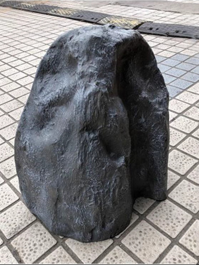 仿真石头空心立式井盖石头假山电箱灯箱装饰摆件橱窗展厅店铺道具