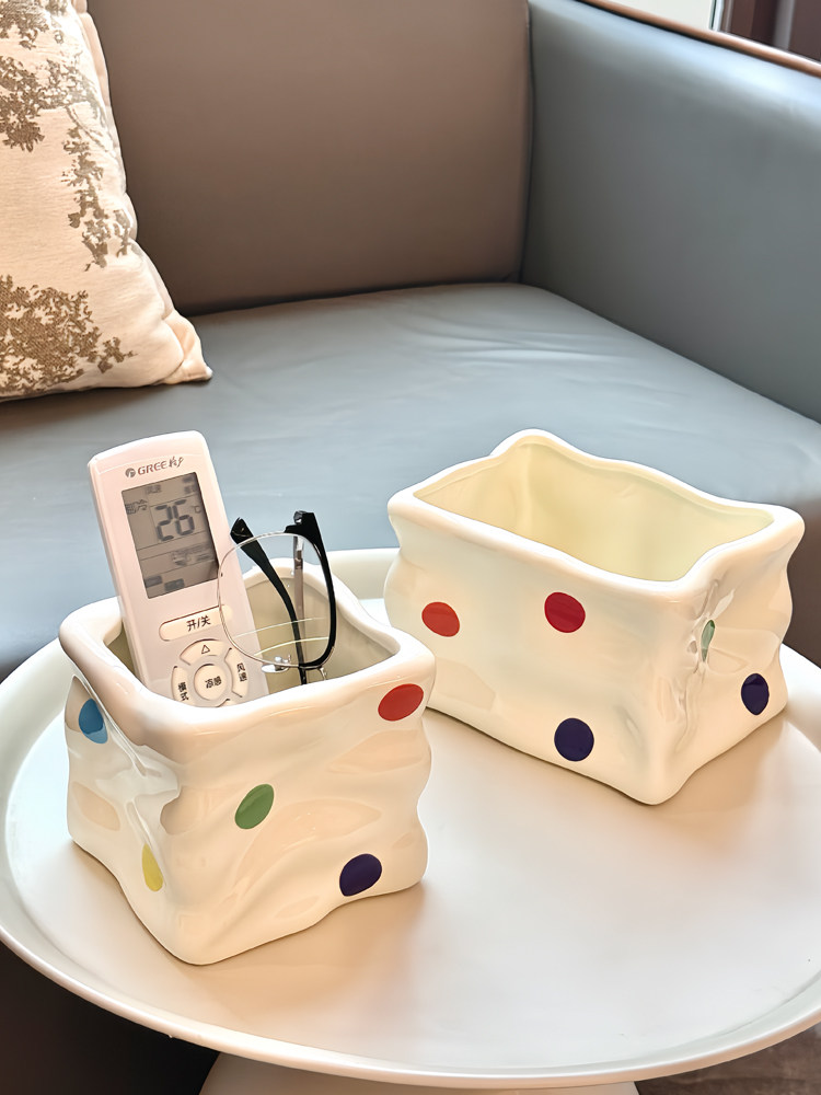 多巴胺桌面遥控器收纳盒化妆品面膜杂物化妆刷笔筒置物架陶瓷可爱,收纳整理,桌面收纳盒,淘宝优惠券,粉丝福利购,淘宝优惠卷