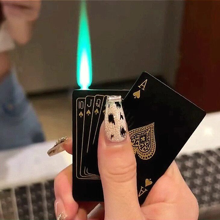 网红创意扑克牌个性打火机黑桃A防风绿焰花式炫酷防风爱心打火机