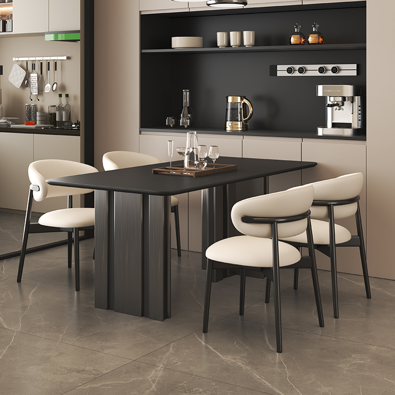 2025岩板餐桌椅意式轻奢极简设计师高级感黑色北欧家用小户型餐桌