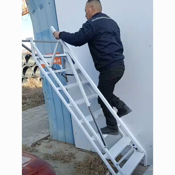 靠墙贴墙壁挂侧装折叠楼梯车库家用伸缩阁楼室内折叠梯别公寓楼梯