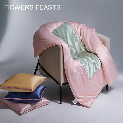 双面真丝抱枕被办公室午睡靠垫被汽车沙发空调多功能两用被子