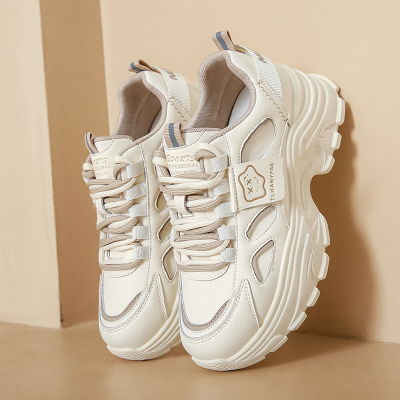 女底鞋202便4春季33611轻运动鞋厚学生小白鞋网红超火全皮老鞋爹
