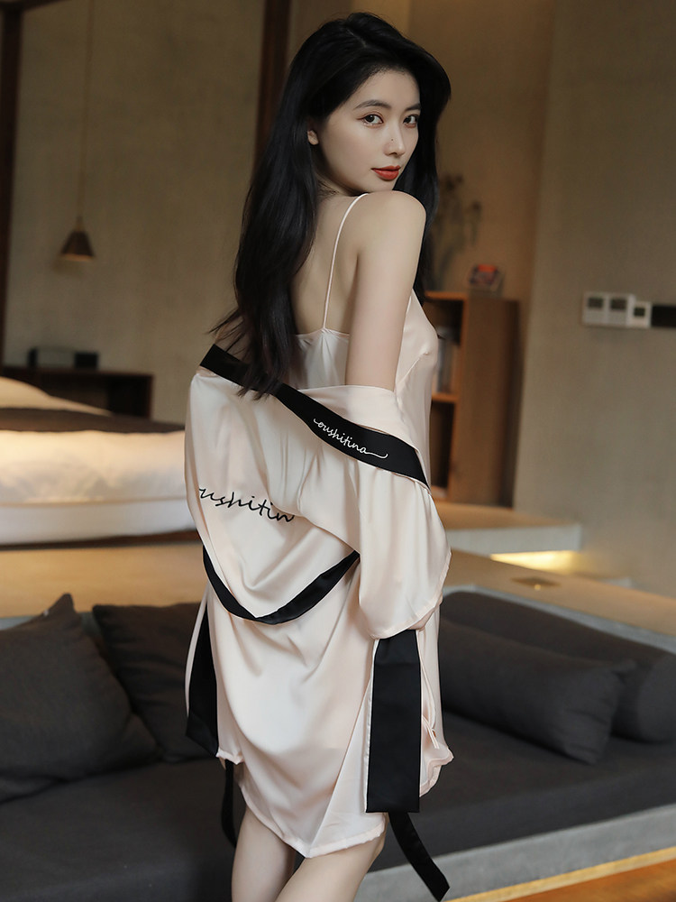 女士睡衣夏季2025新款薄吊带睡裙两件套高级感家居服春秋晨袍睡袍,女士内衣/男士内衣/家居服,睡裙,淘宝优惠券,粉丝福利购,淘宝优惠卷