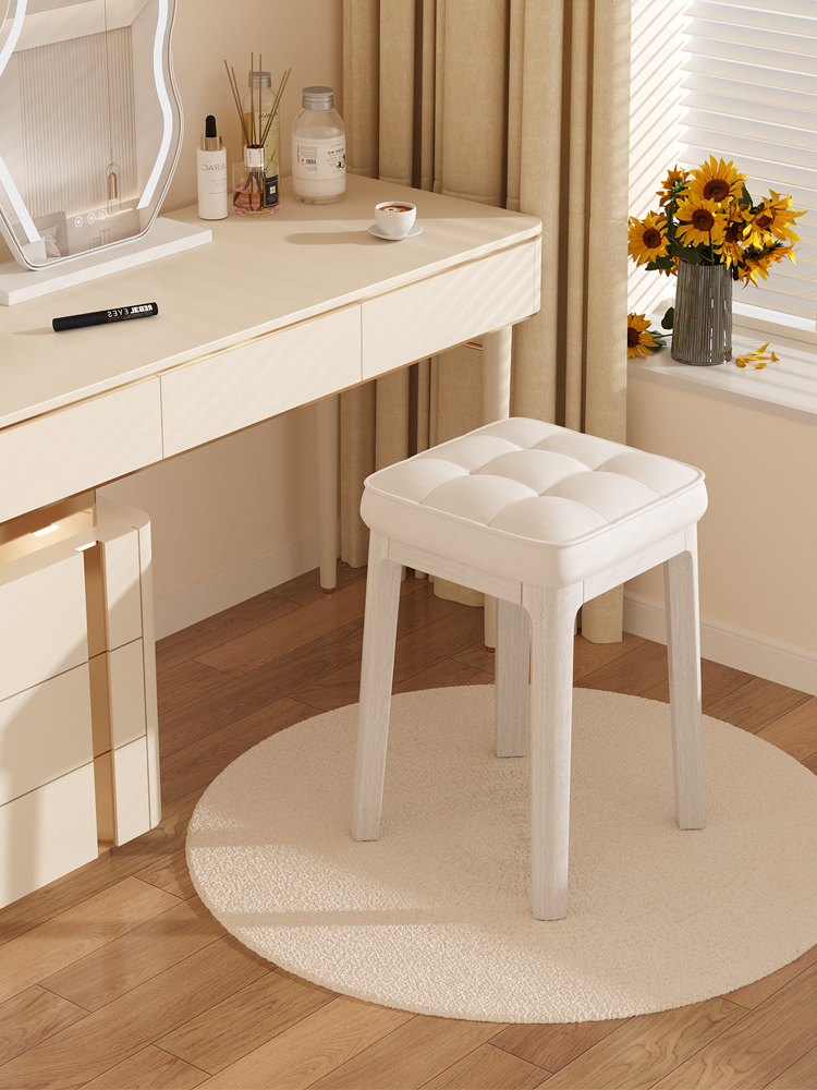 三梦家用化妆凳轻奢高级感梳妆凳女生卧室梳妆台凳子网红美甲椅子