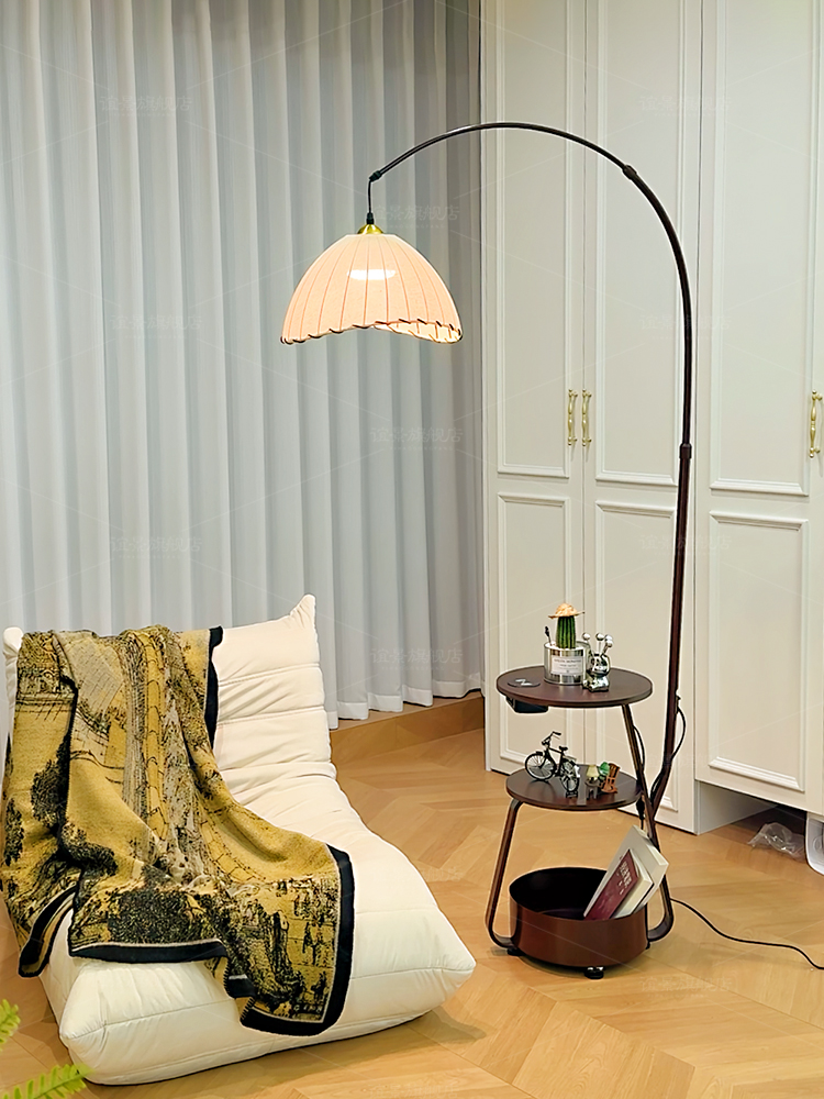 中古风落地灯客厅沙发边钓鱼灯高级感法式复古置物架一体氛围灯具