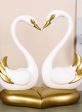 情侣天鹅摆件结婚礼物高级实用家居客厅电视柜酒柜玄关装饰品礼盒