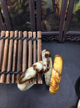 天然岫玉花料手镯  红色花玉 。 蓝色花玉手镯正品a货