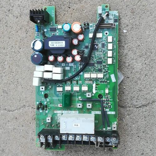 三菱FR-A740-2.2K-CHT1驱动板A74MA2.2  模块7MBR15UG120-50