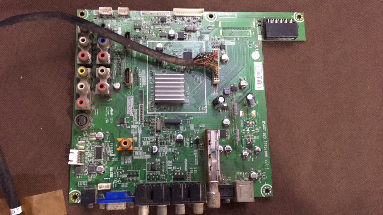 海信TLM37V76 BOM2主板板号RSAG7.820.2220/ROH屏HS37LB1-LGD