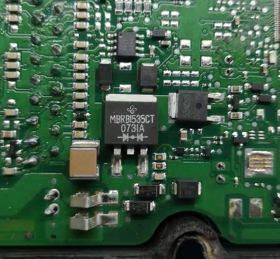 MBRB1535CT TO263 262 贴片肖特基整流管 现货库存 质量保证